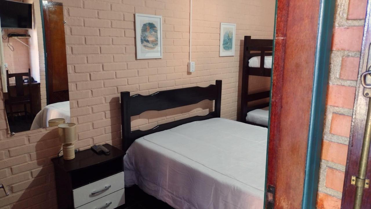 Vale Palmeiras Inn *